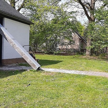 Vrijstaande Recreatievilla Met Ruime Omheinde Tuin Posterholt Екстер'єр фото